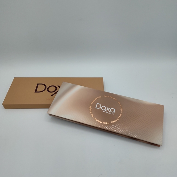 NIB Doxa Beauty Face Palette - Picture 2 of 4